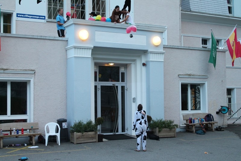 Village Camps International Summer Camp Leysin, Switzerland 2026-08-15 https://www.villagecamps.com/journals_admin/images/699-34-petting zoo (128).jpg